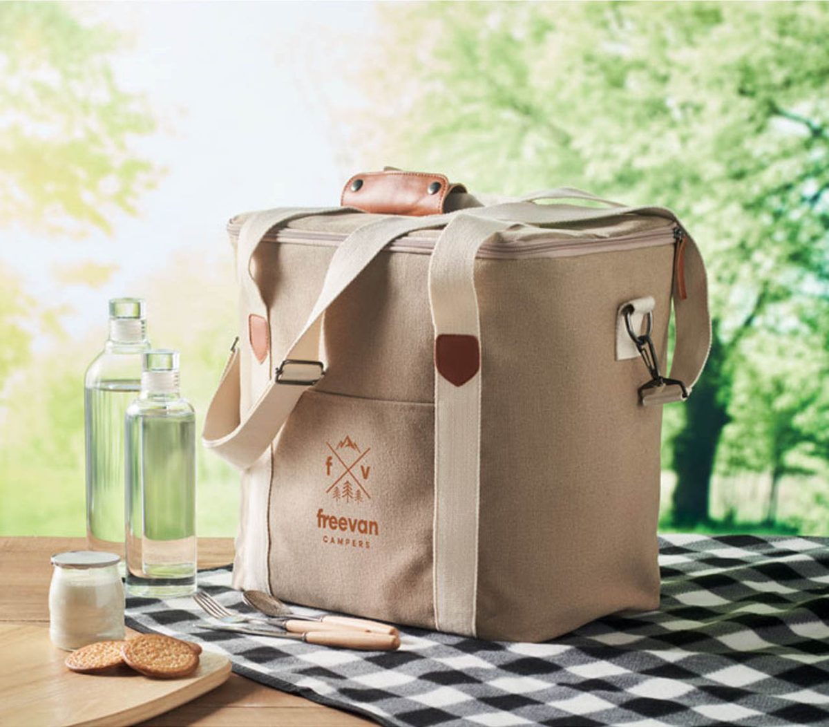 Bolsa térmica grande em canvas pré-lavado.